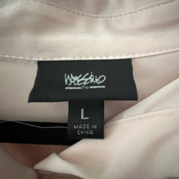 Button down blouse - Picture 2 of 3